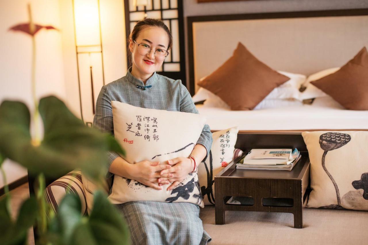 Peach Blossom Resort Hotel Гуйлинь Экстерьер фото
